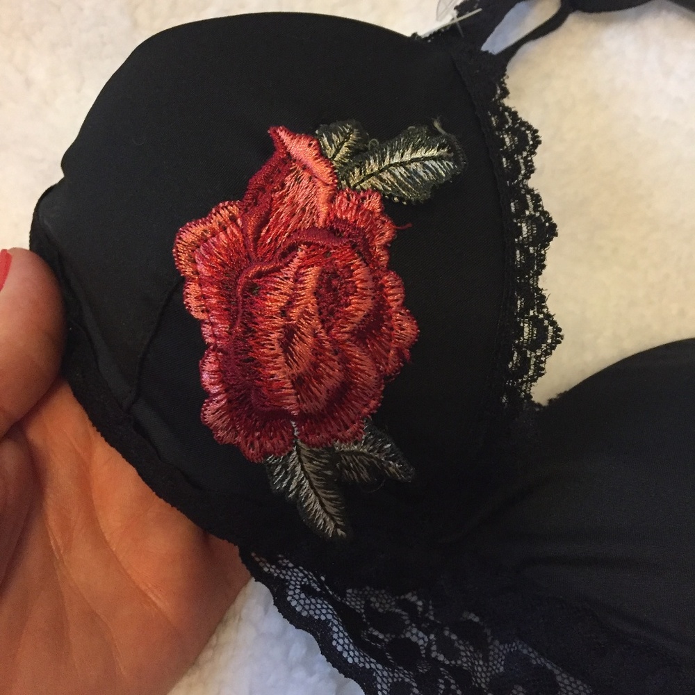 🎀 Sophie B Bra NWT Black Flower - Picture 2 of 4